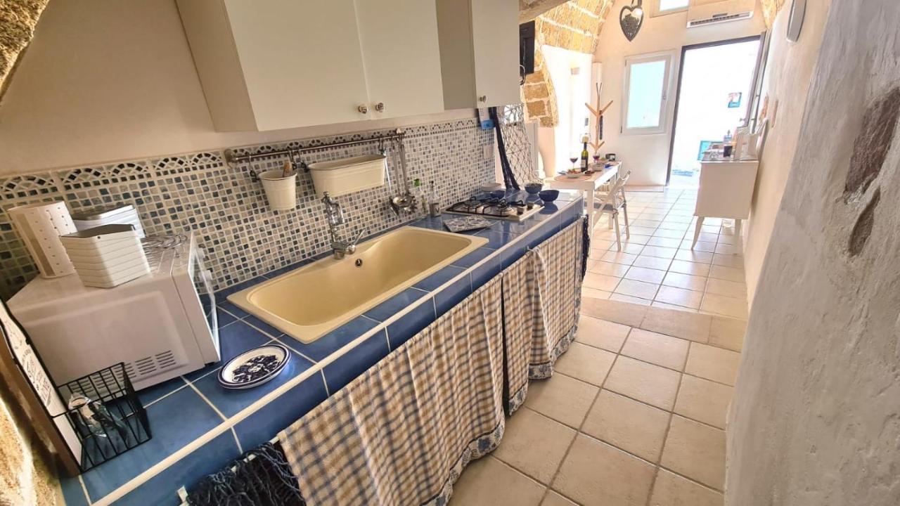 Mediterraneo House- Casa Nel Centro Storico Matino Eksteriør bilde
