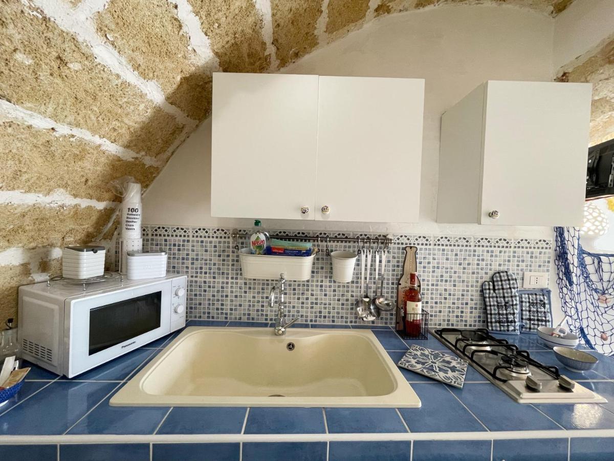 Mediterraneo House- Casa Nel Centro Storico Matino Eksteriør bilde