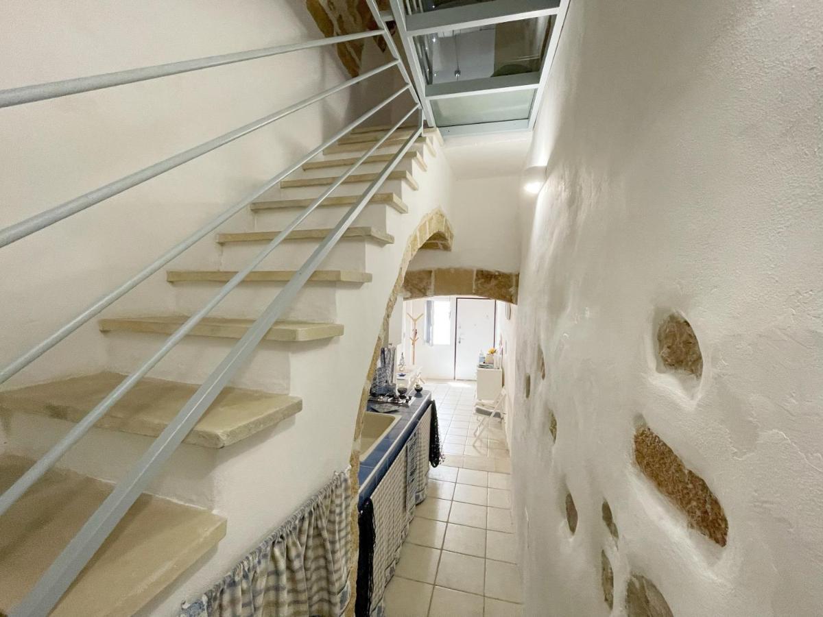 Mediterraneo House- Casa Nel Centro Storico Matino Eksteriør bilde